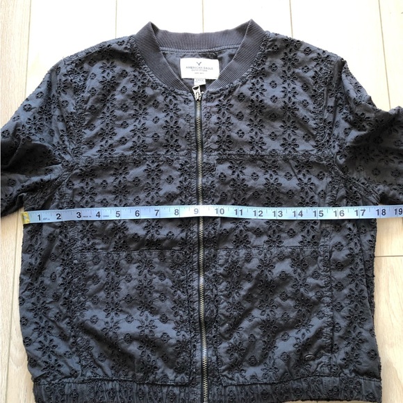 American Eagle Outfitters Eyelet Zip Up Bomber Jacket in Faded Black Size S - Picture 4 of 12